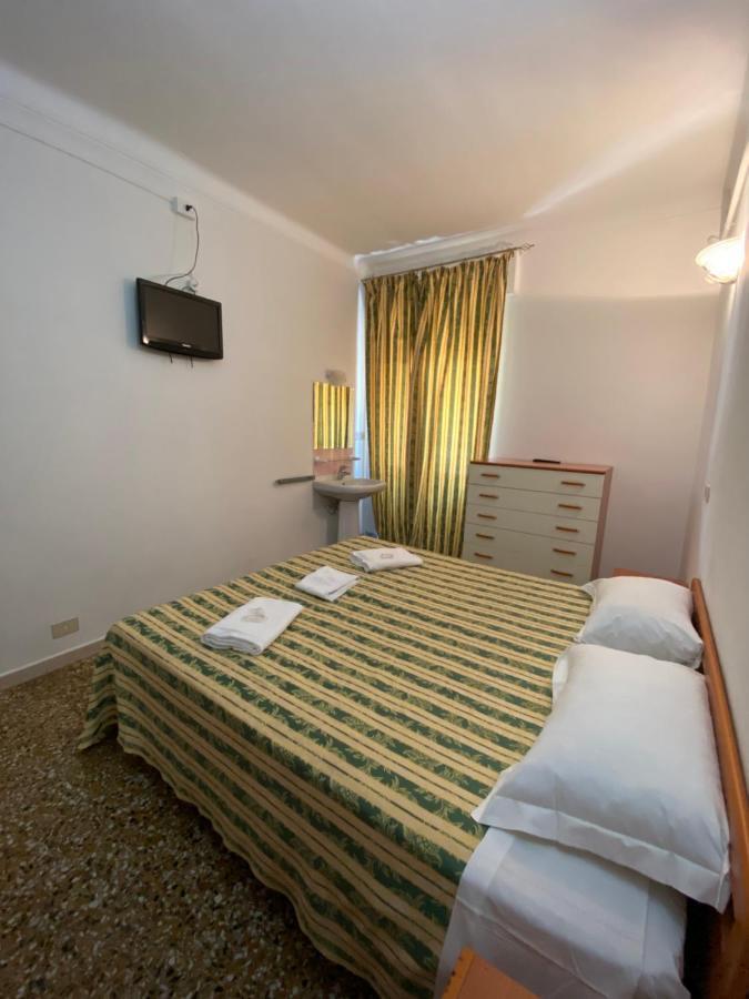 Hotel Primavera San Remo Zewnętrze zdjęcie