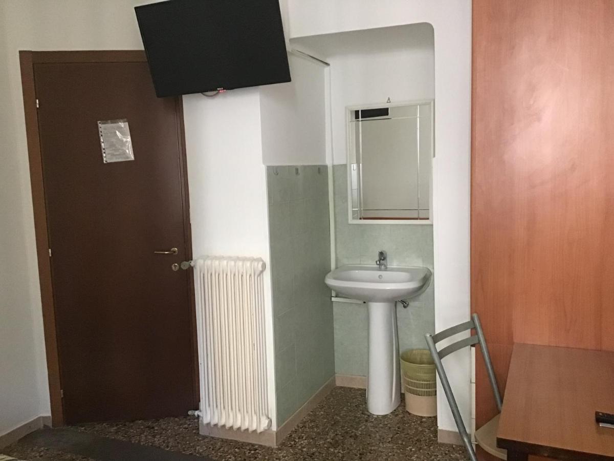 Hotel Primavera San Remo Zewnętrze zdjęcie